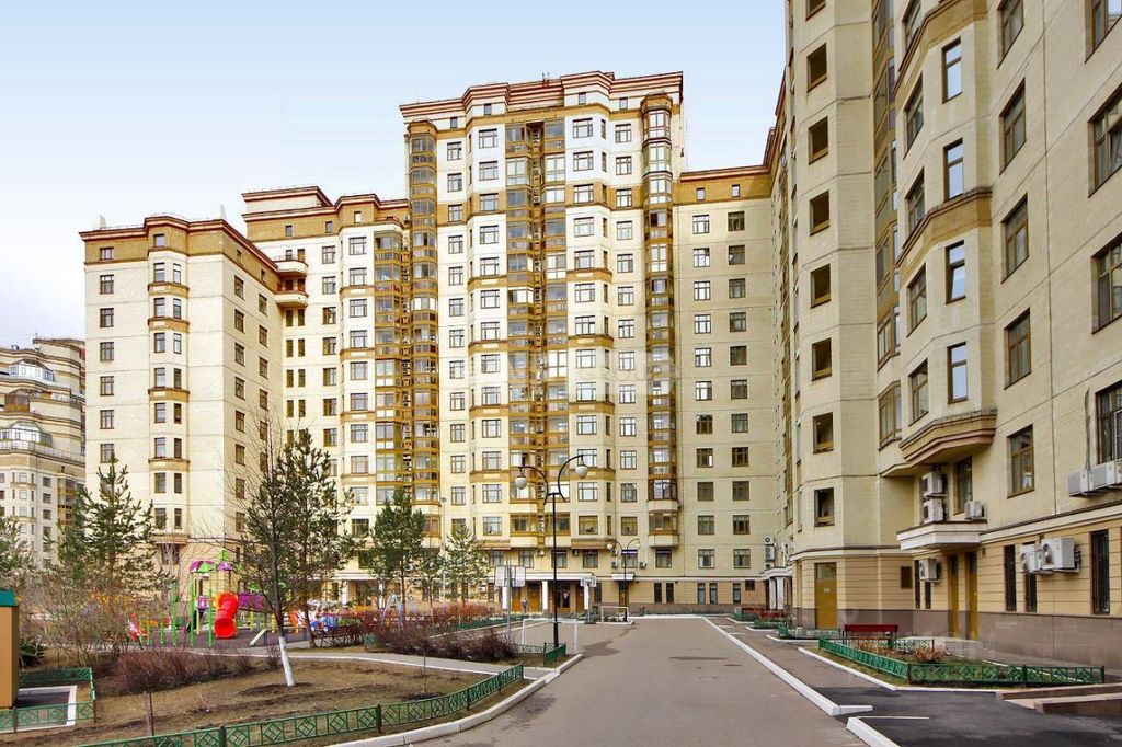 m. Lomonosovsky prospekt: Apartment, 3-rooms