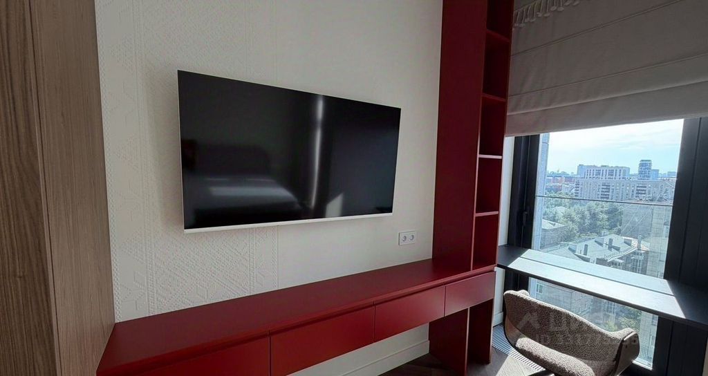m. Maryina Roscha: Apartment, studio