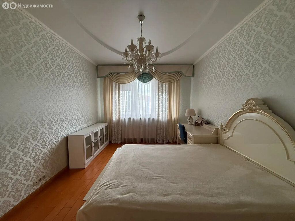 m. Novatorskaya: Apartment, 3-rooms
