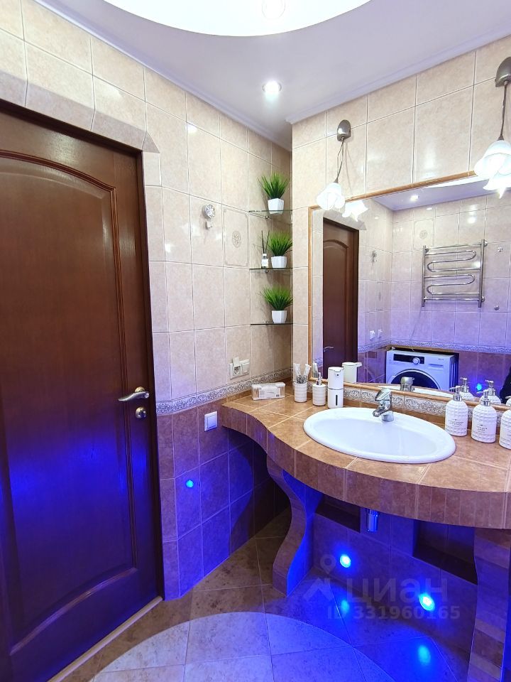 m. Generala Tyuleneva: Apartment, 2-rooms