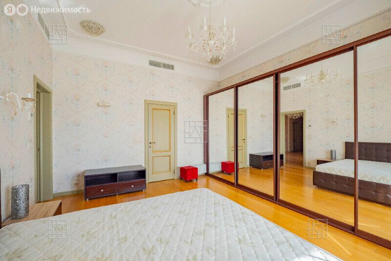 m. Frunzenskaya: Apartment, 4-rooms