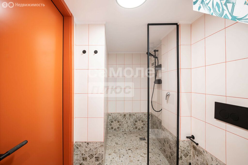 m. Nagornaya: Apartment, studio