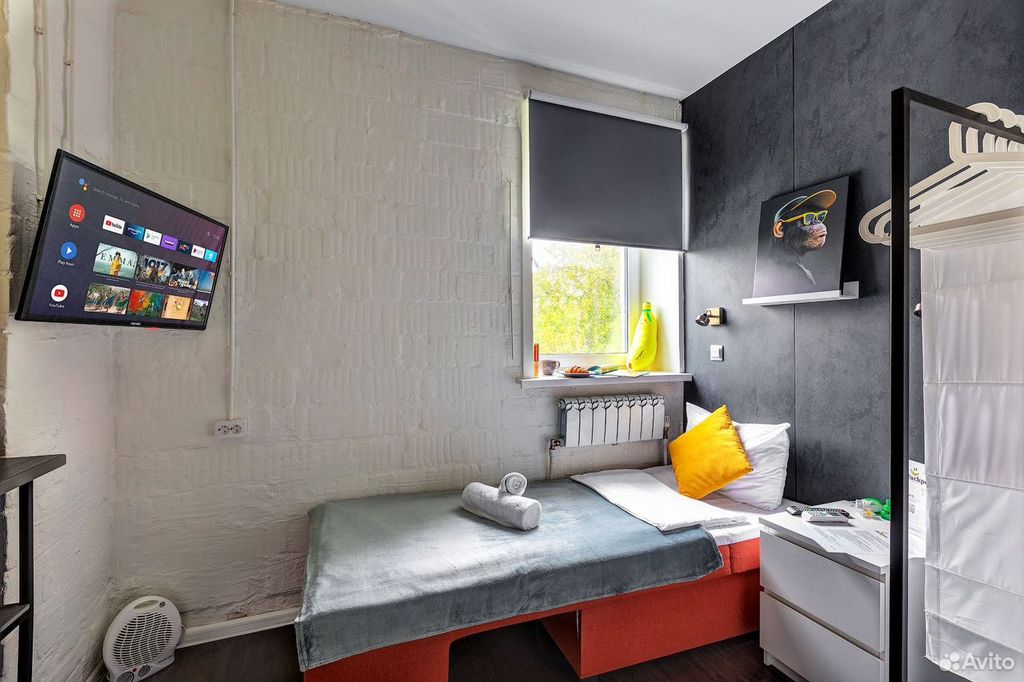 m. Ploschad trekh vokzalov: Apartment, studio