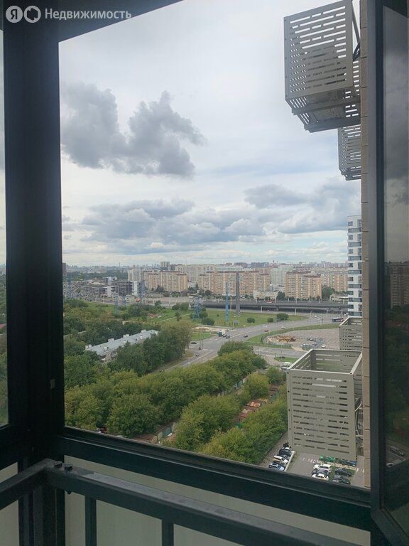 m. Lukhmanovskaya: Apartment, 2-rooms