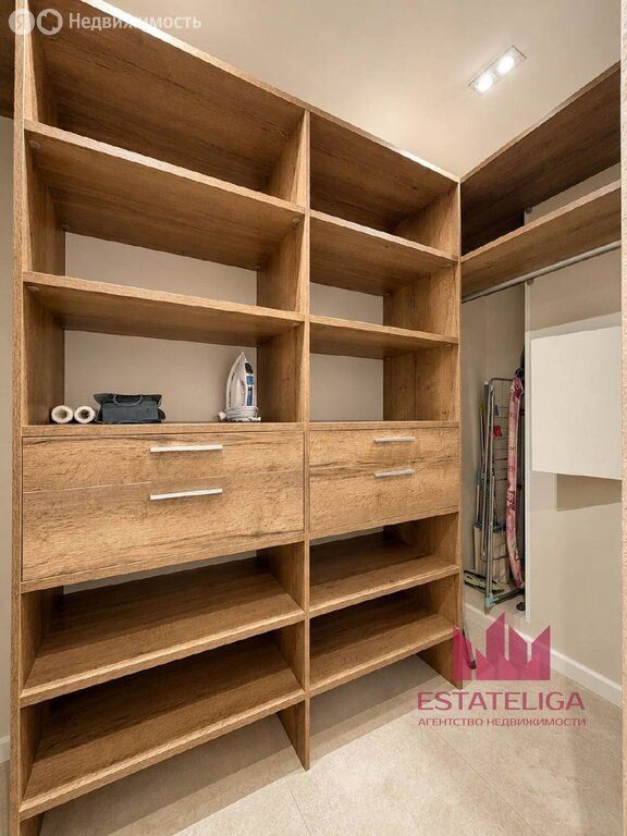 m. Aminyevskaya: Apartment, 2-rooms