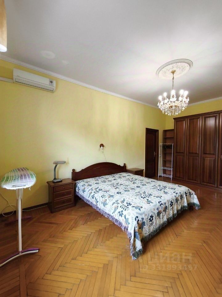m. Kievskaya: Apartment, 2-rooms