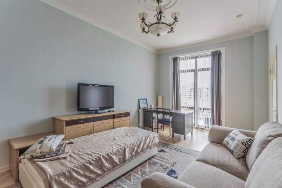 m. Mayakovskaya: Apartment, 4-rooms