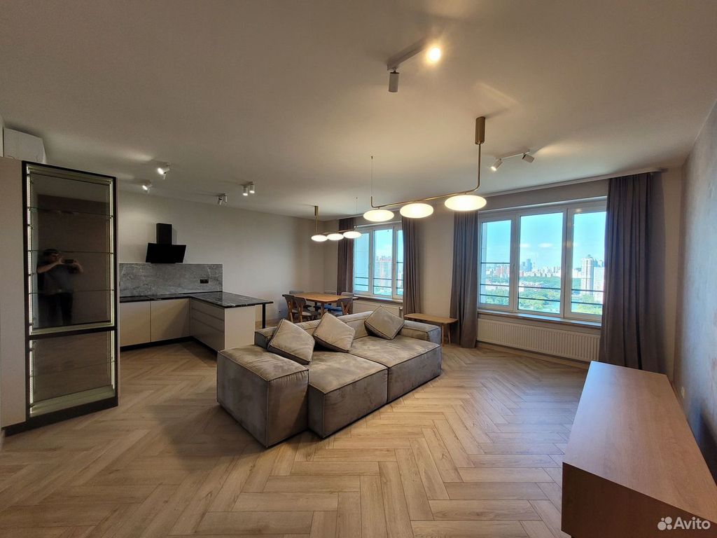 m. Novatorskaya: Apartment, 3-rooms