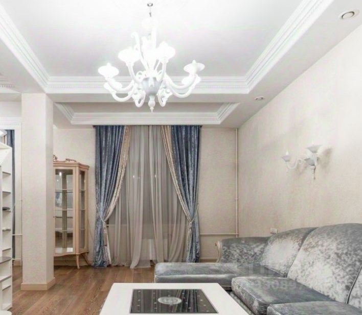 m. Mayakovskaya: Apartment, 4-rooms