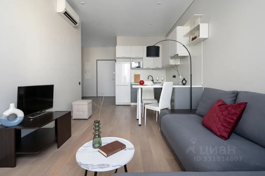 m. Serp i Molot: Apartment, 1-rooms