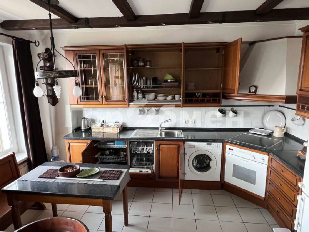 m. Novatorskaya: Apartment, 3-rooms