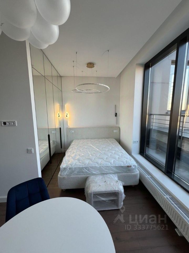 m. Khoroshevskaya: Apartment, studio