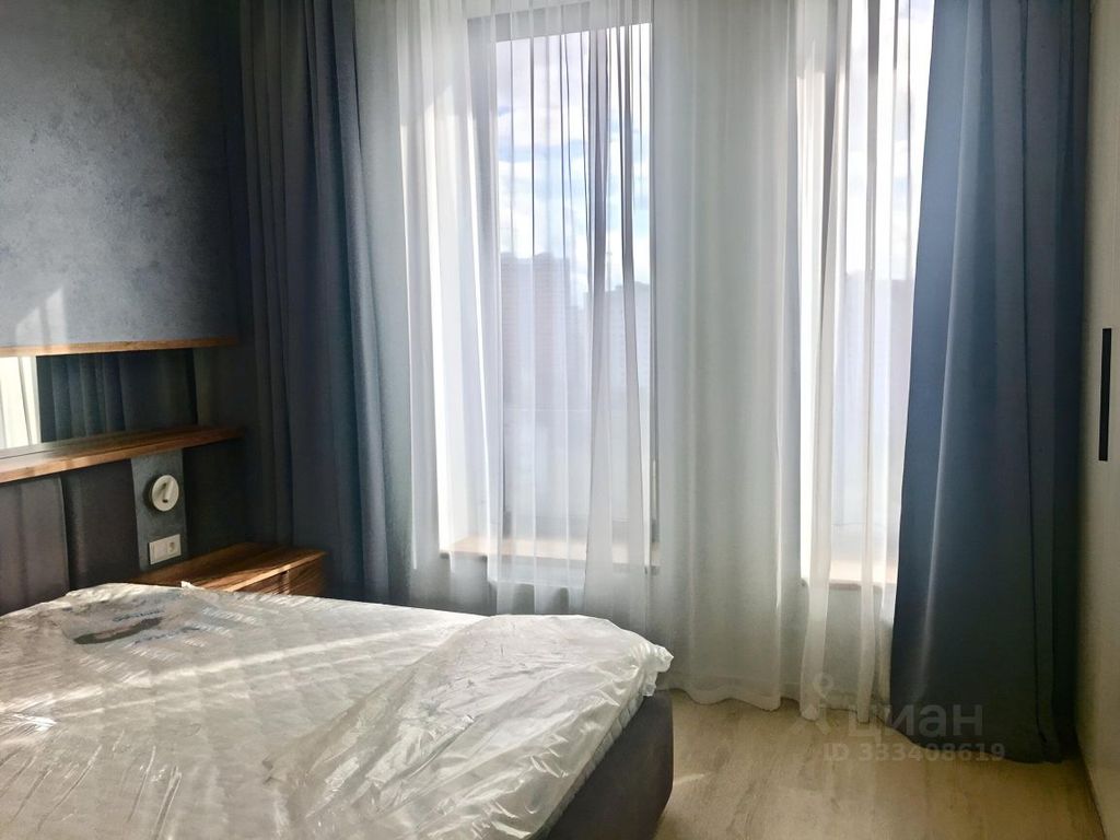 m. Molodezhnaya: Apartment, 2-rooms