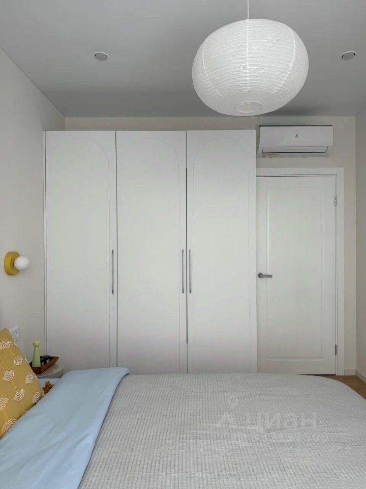 m. Pavshino: Apartment, 2-rooms