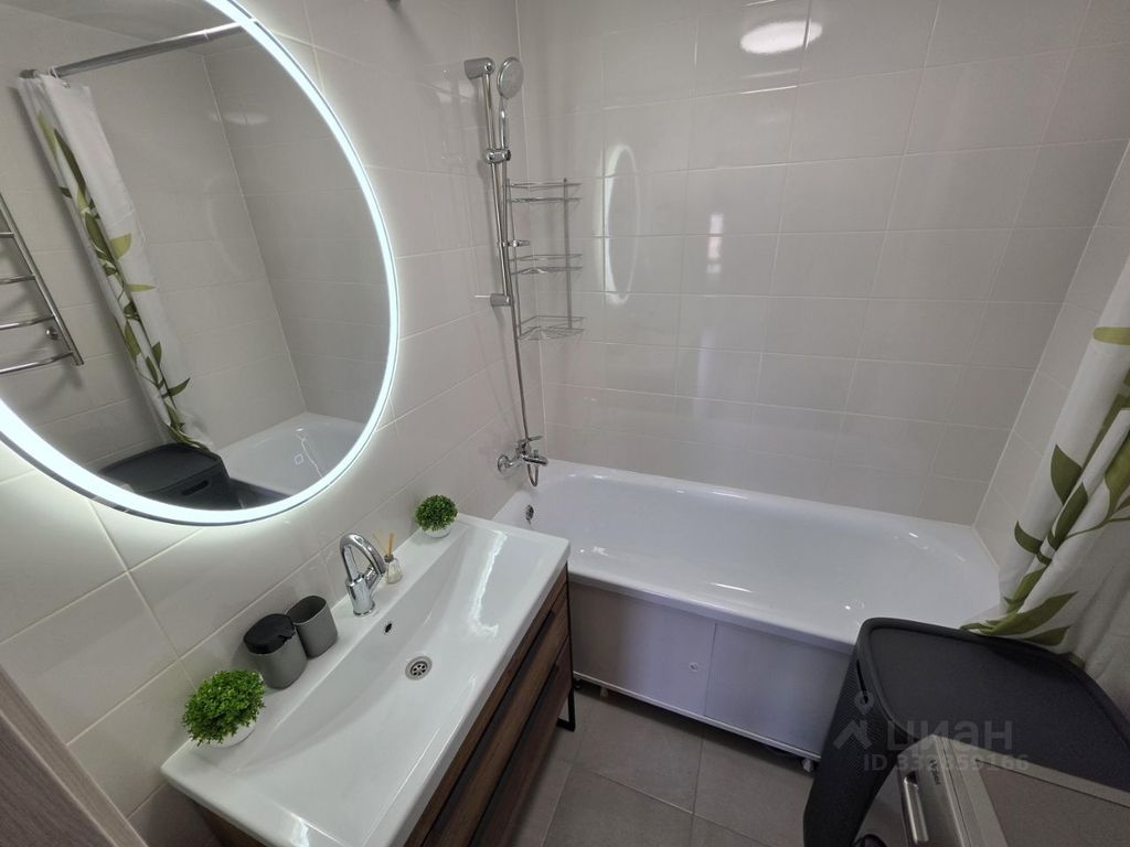 m. Aminyevskaya: Apartment, 2-rooms
