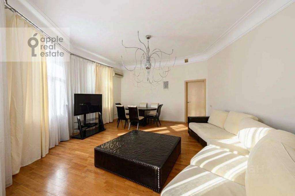 m. Smolenskaya: Apartment, 3-rooms