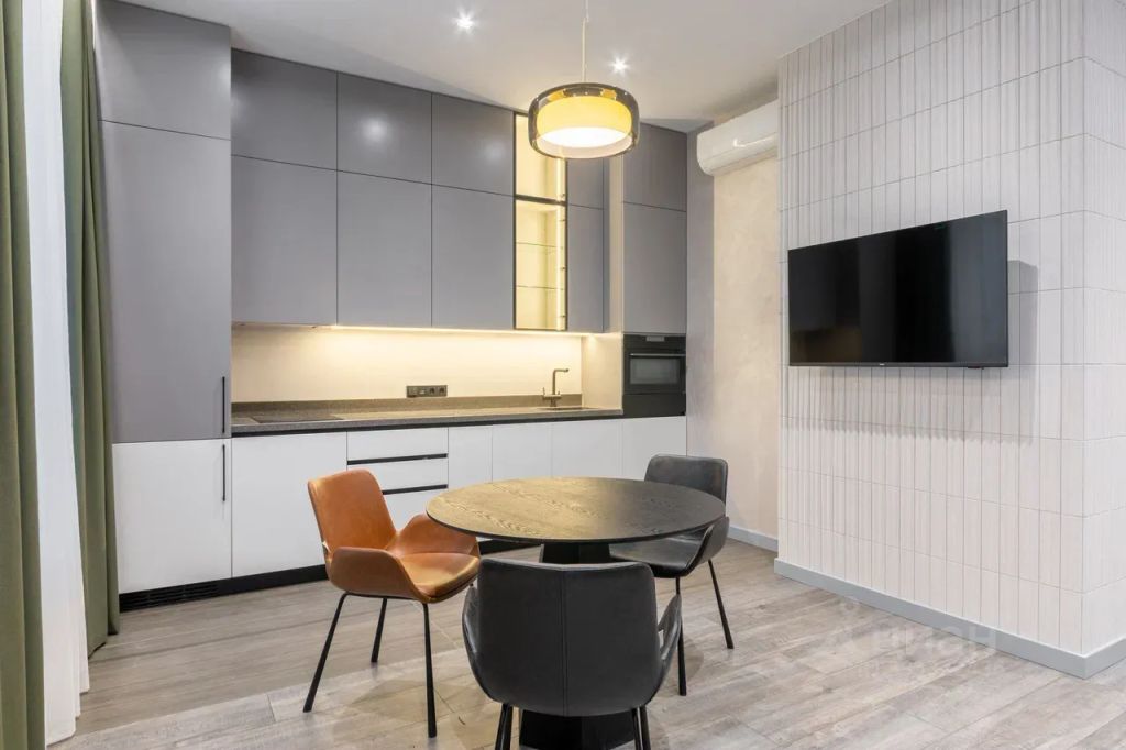 m. Delovoy tsentr (Vystavochnaya): Apartment, 2-rooms