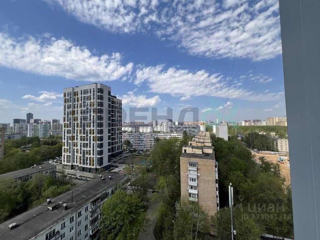 m. Narodnoe Opolchenie: Apartment, 3-rooms