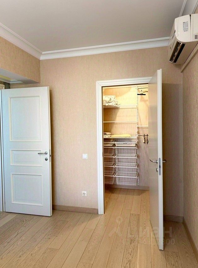 m. Smolenskaya: Apartment, 1-rooms