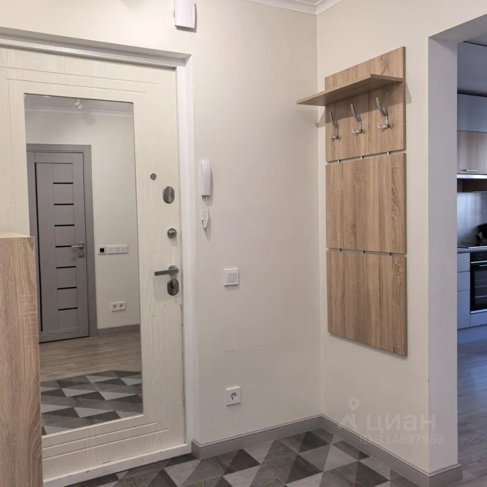 m. Bulvar Dmitriya Donskogo: Apartment, 2-rooms