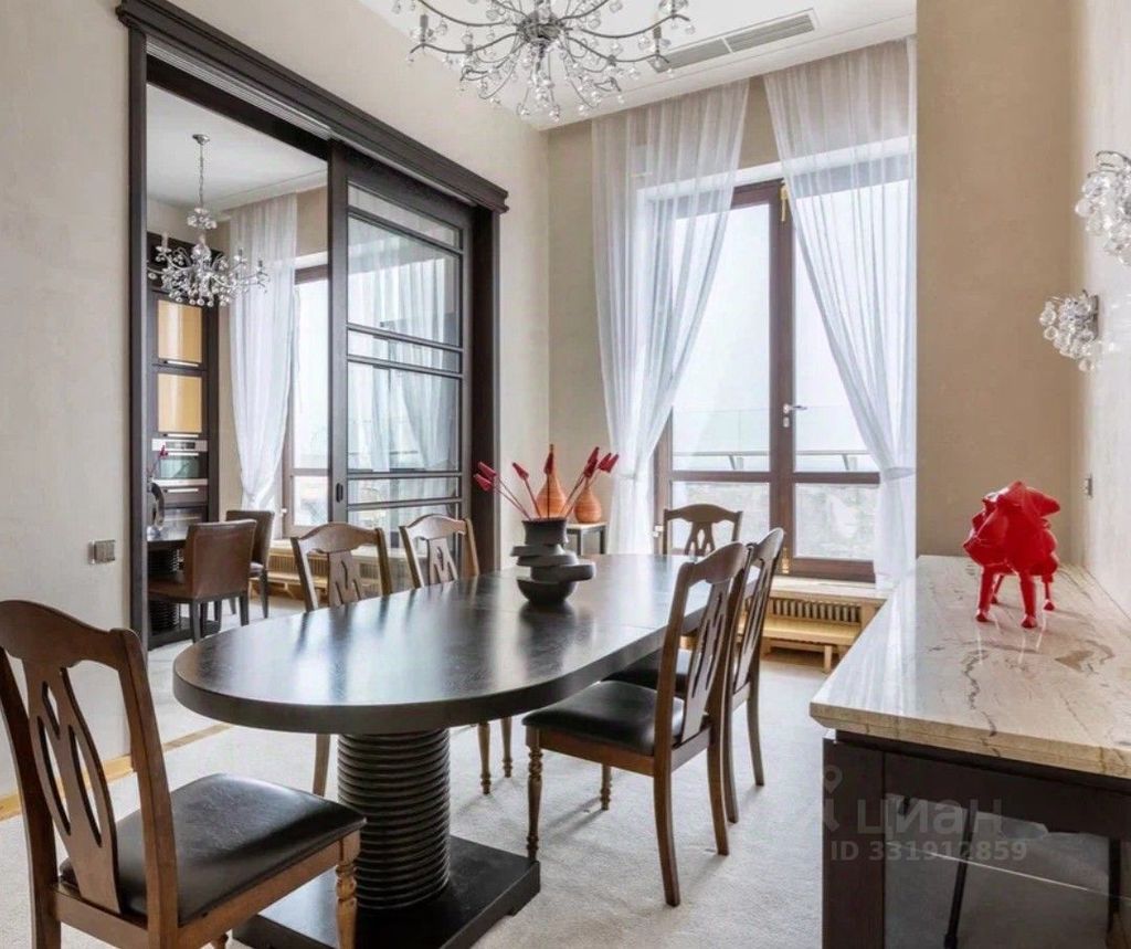 m. Minskaya: Apartment, 6-rooms