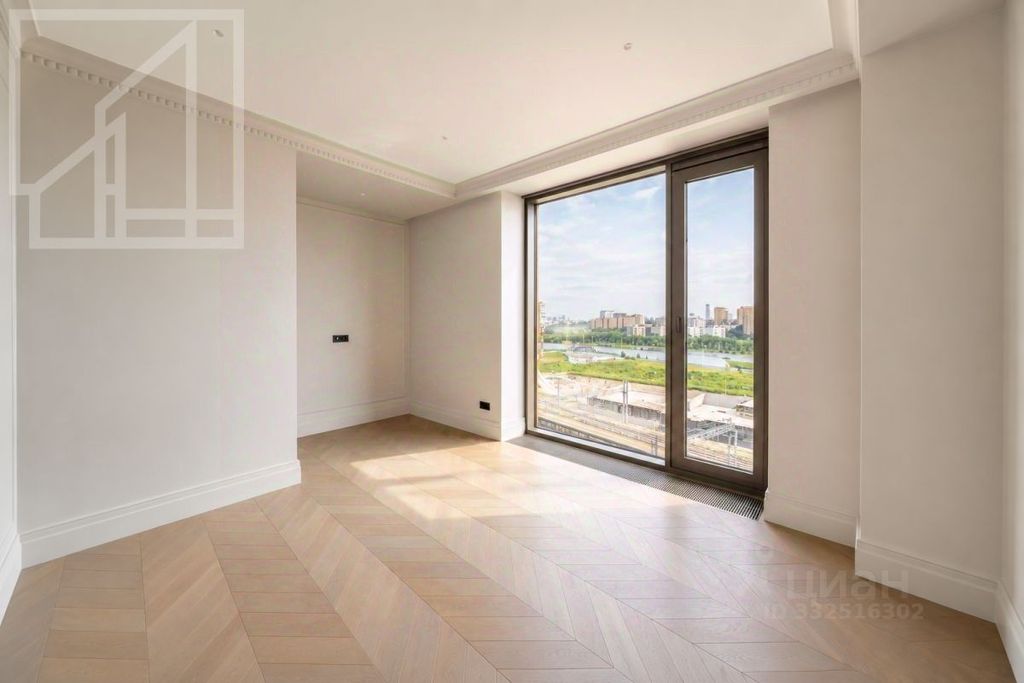m. Park Pobedy: Apartment, 6-rooms