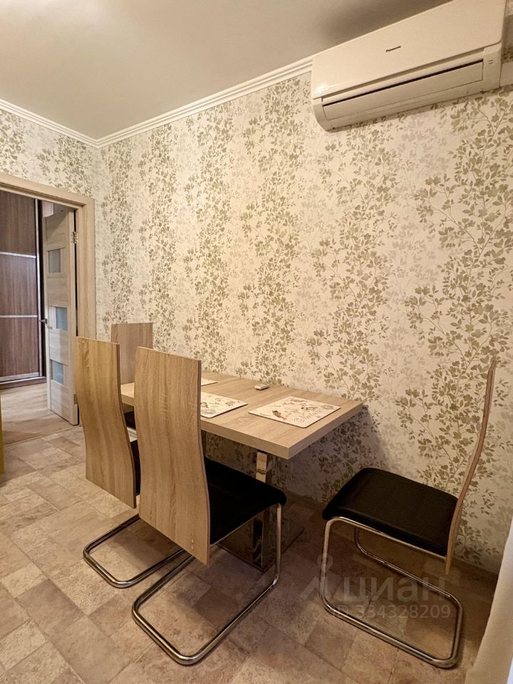 m. Ulitsa 1905 goda: Apartment, 2-rooms