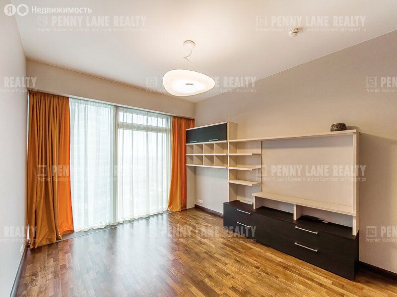 m. Delovoy tsentr: Apartment, 4-rooms