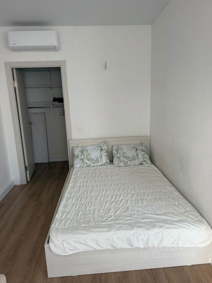 m. Aminyevskaya: Apartment, 1-rooms