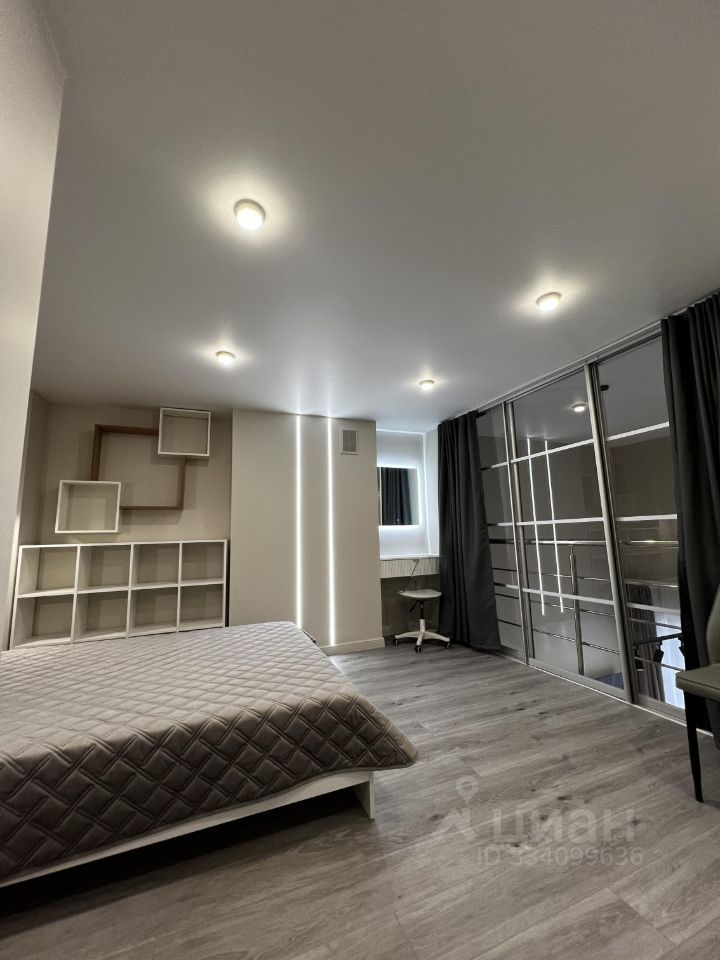 m. Serp i Molot: Apartment, 2-rooms