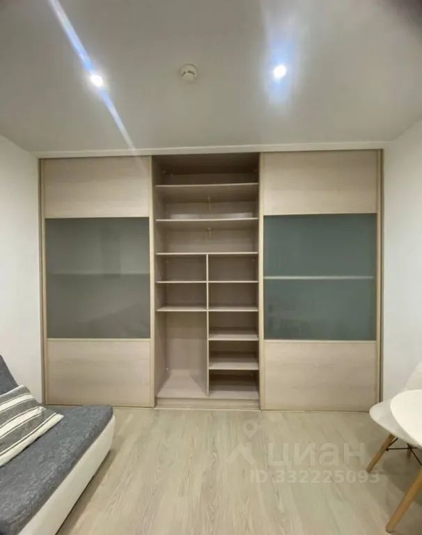 m. Pyatnitskoe shosse: Apartment, studio