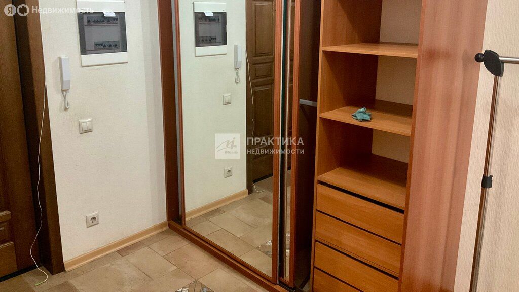 m. Shelepikha: Apartment, studio