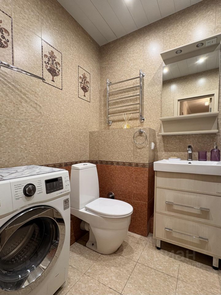 m. Ulitsa 1905 goda: Apartment, 2-rooms
