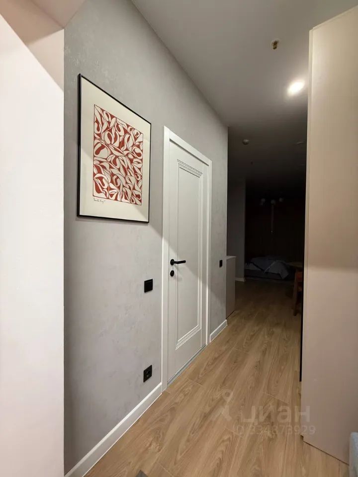 m. Maryina Roscha: Apartment, studio