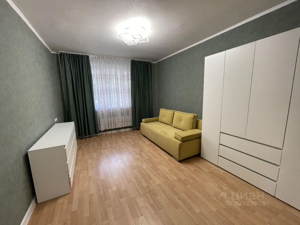 m. Levoberezhnaya: Apartment, 1-rooms