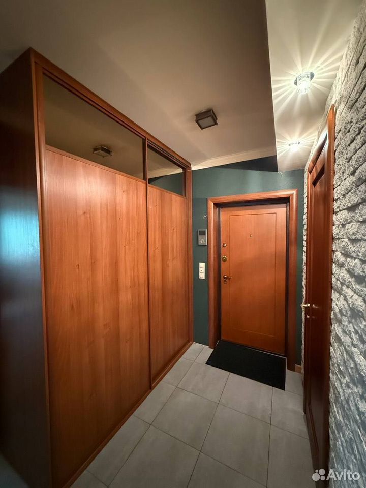 m. Kropotkinskaya: Apartment, 2-rooms