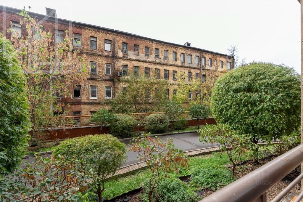 m. Trubnaya: Apartment, 3-rooms
