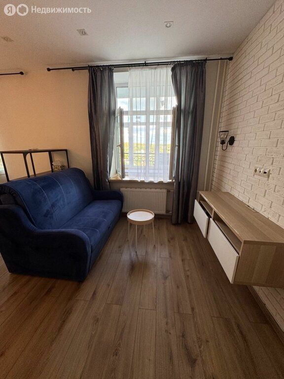 m. Opalikha: Apartment, studio