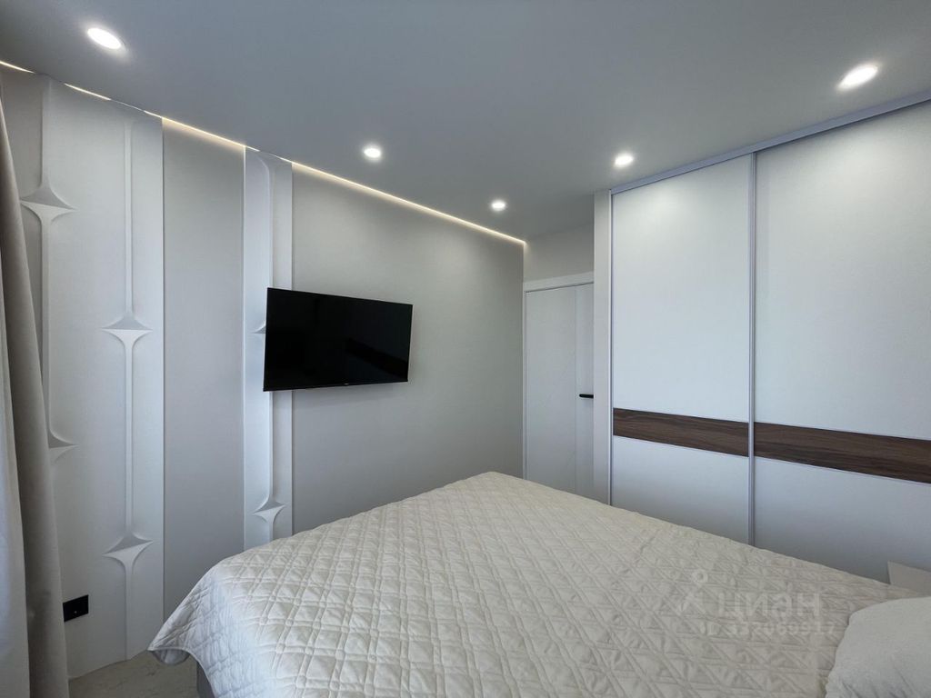 m. Aminyevskaya: Apartment, 2-rooms