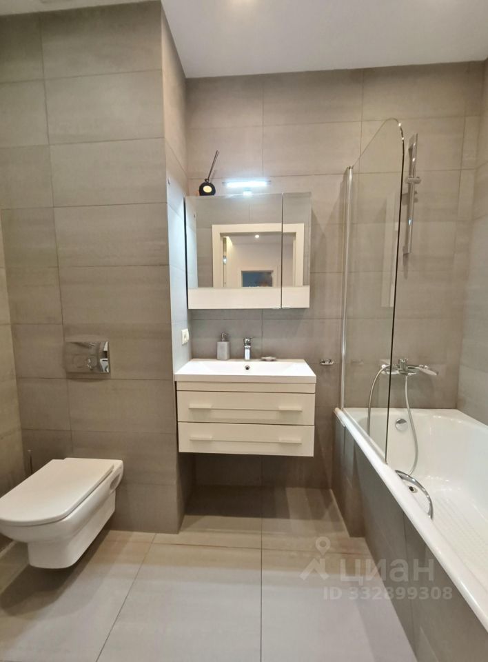 m. Ulitsa 1905 goda: Apartment, 2-rooms