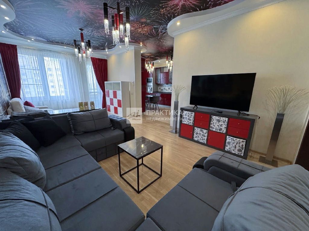 m. Molodezhnaya: Apartment, 3-rooms