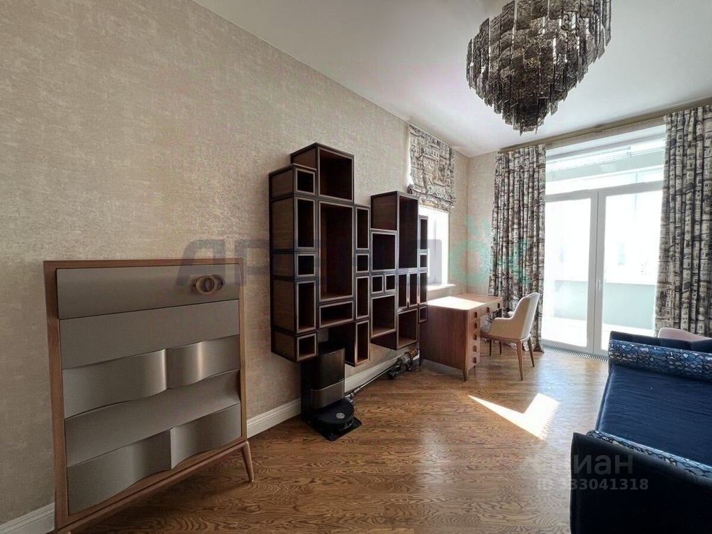m. Narodnoe Opolchenie: Apartment, 3-rooms