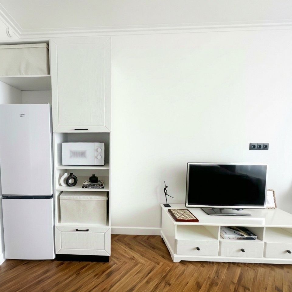 m. Aminyevskaya: Apartment, studio