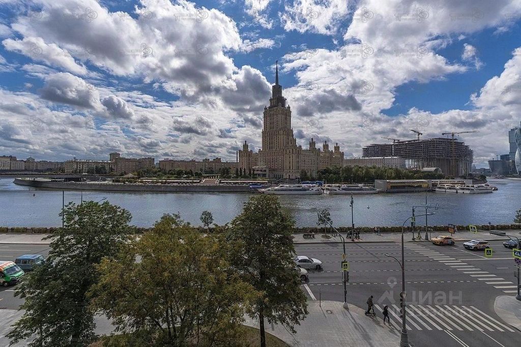 m. Krasnopresnenskaya: Apartment, 3-rooms