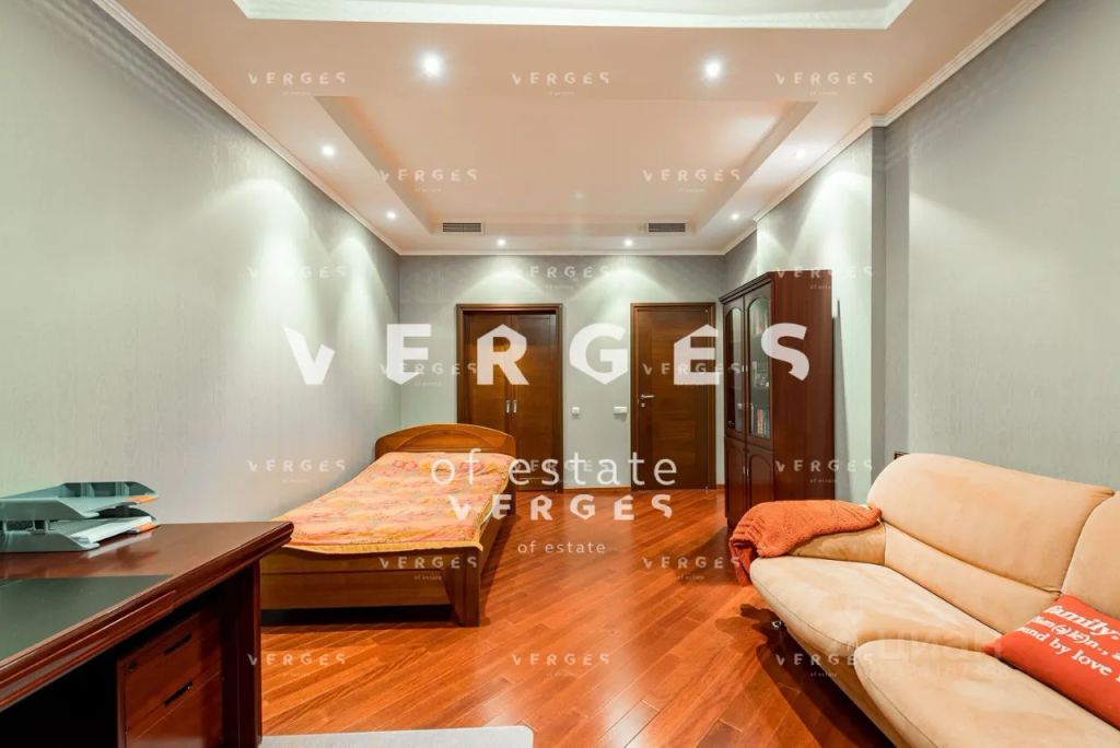 m. Minskaya: Apartment, 3-rooms