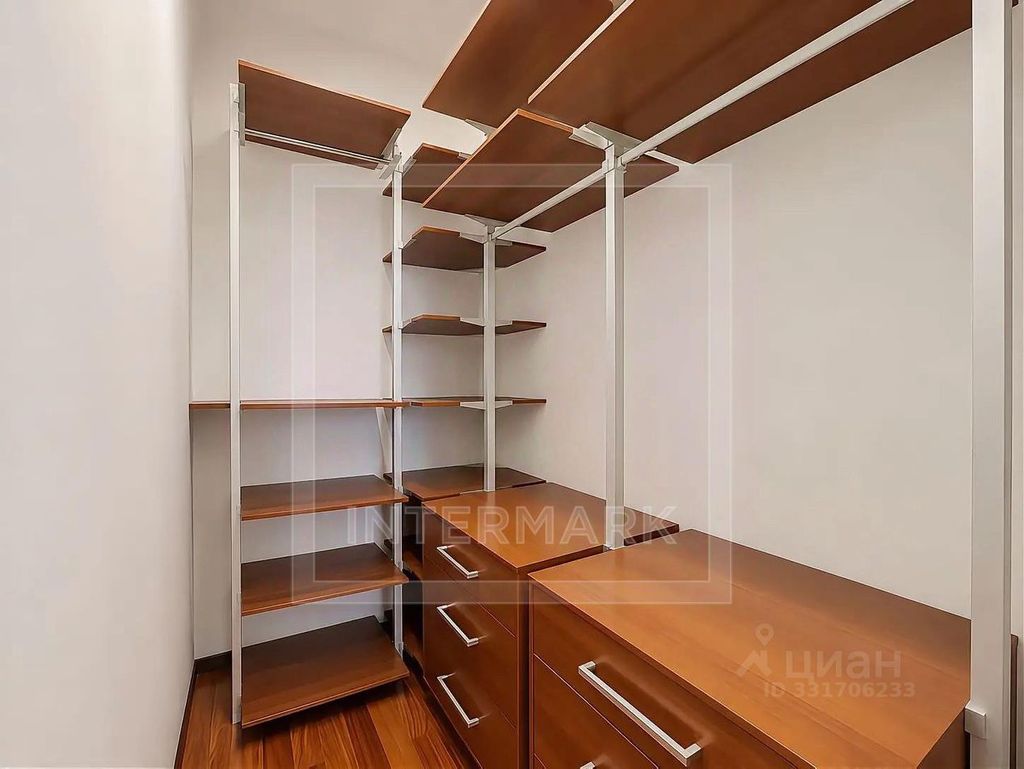 m. Aeroport: Apartment, 2-rooms