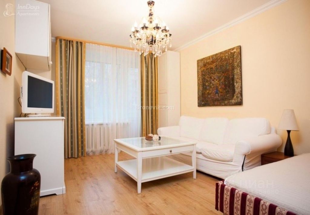 m. Molodezhnaya: Apartment, 1-rooms