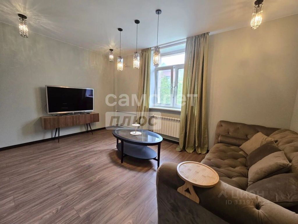 m. Serp i Molot: Apartment, 2-rooms
