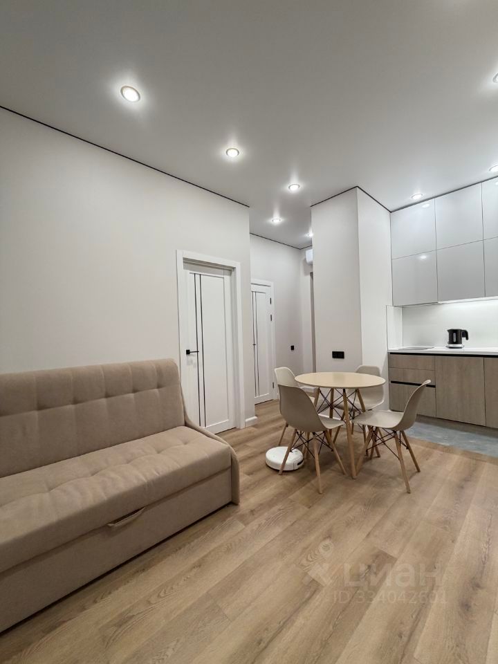 m. Narodnoe Opolchenie: Apartment, 1-rooms