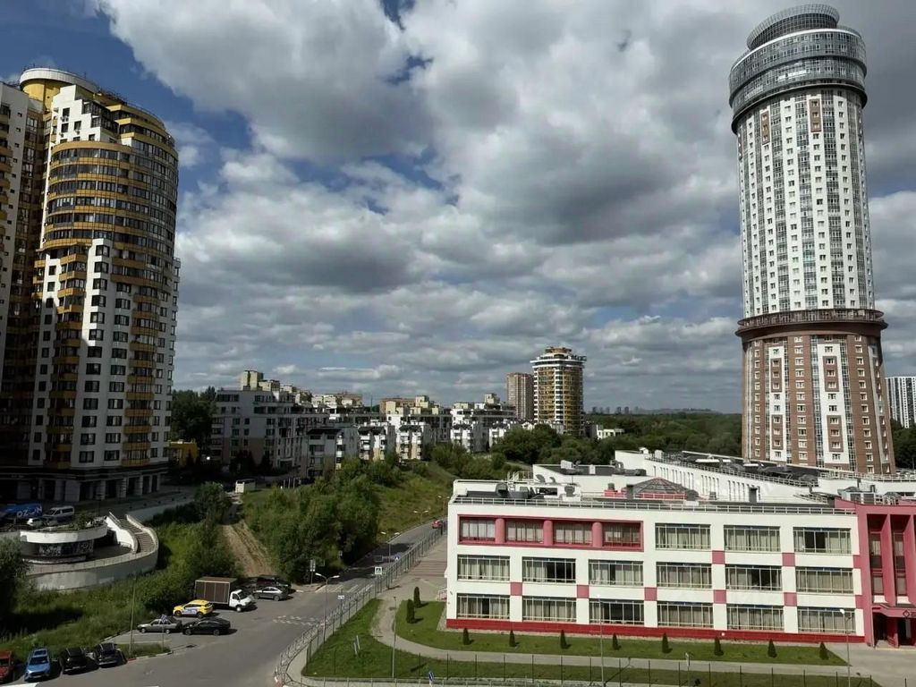 m. Khimki: Apartment, 2-rooms